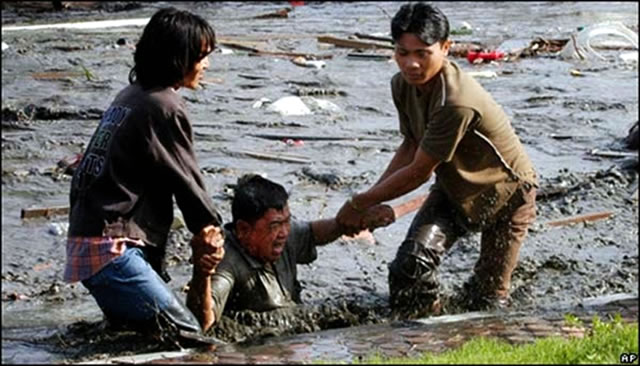 kisah spiritual tsunami aceh Syuhada Tsunami Aceh 2004 dan Kisah Teladannya