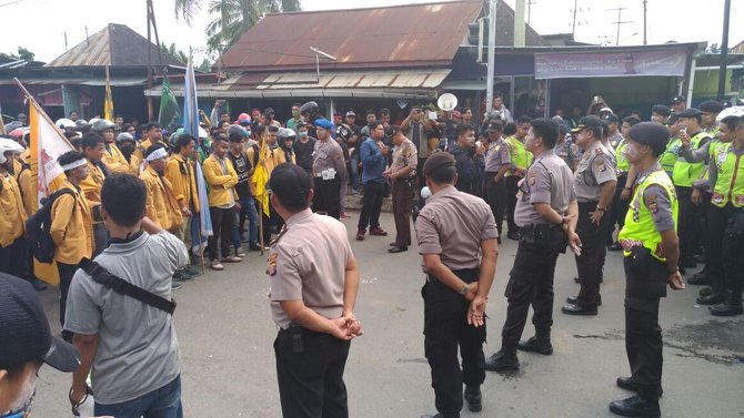 KAMMI Mengecam Tindakan Polisi yang Halangi Aksi Mahasiswa 